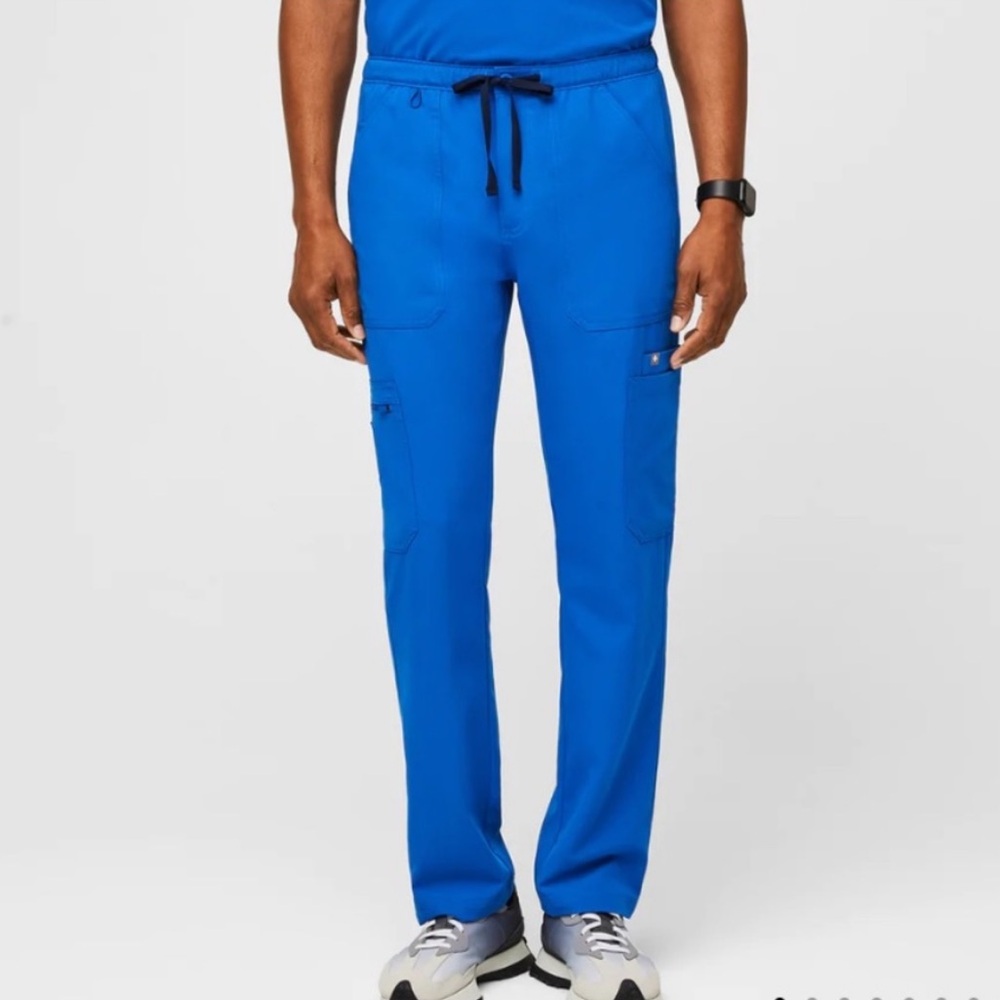 Figs Cairo Cargo Scrub Pants